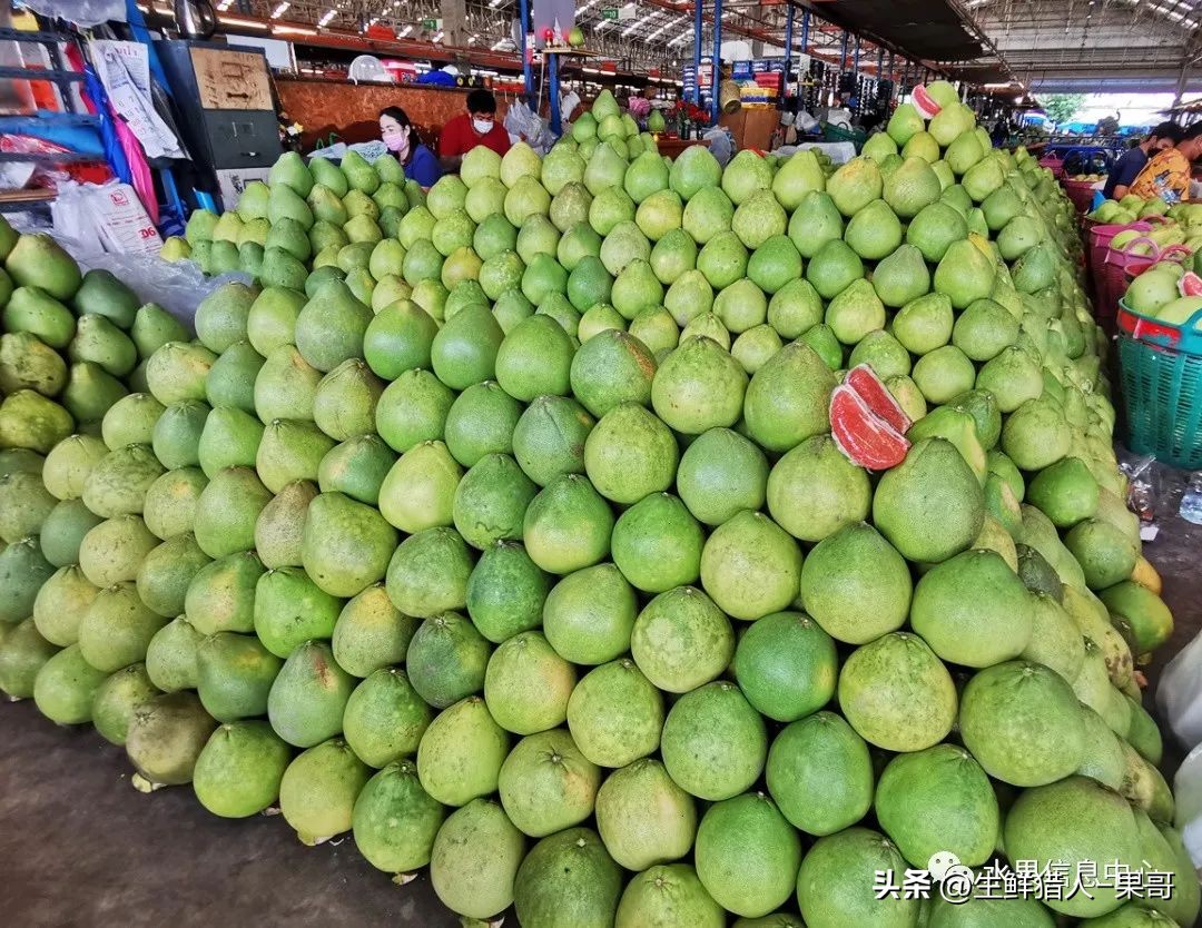 东南亚最大的水果批发市场,榴莲7元/斤,菠萝蜜09元/斤