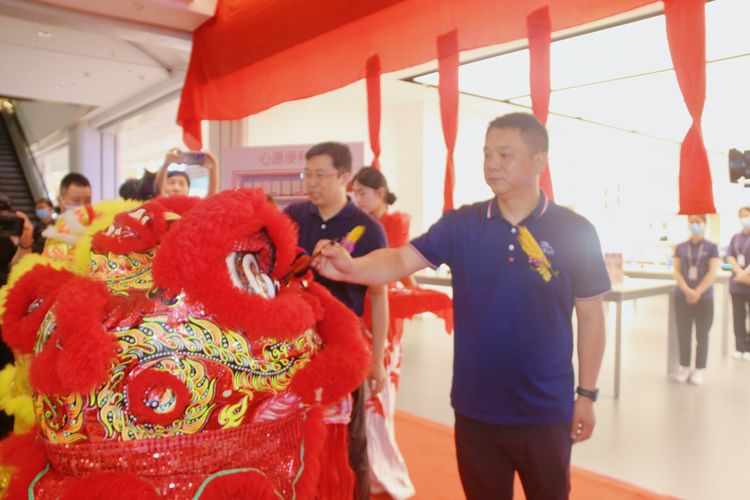 润通电讯玖隆茂华为授权体验店盛大开业倾情绽放