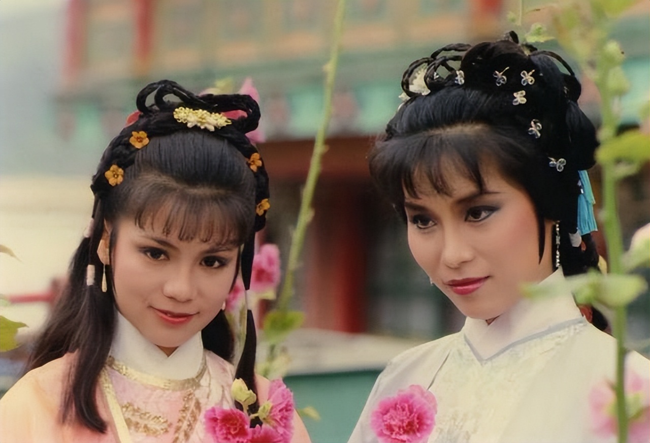 八版杨康穆念慈"比武招亲"对比,谁猥琐,谁油腻,谁一眼误终身