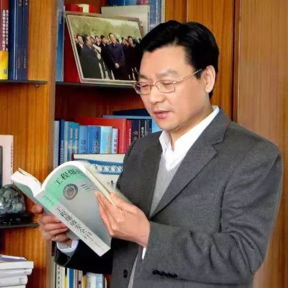 党中央、国务院表彰！湖北这所高校：成功打破国外垄断，实力强劲