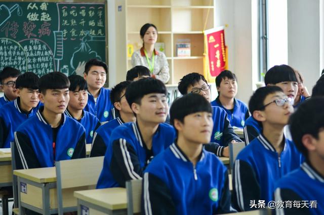 教育部回應(yīng)取消中考:取消中考什么時候?qū)嵭?圖2)