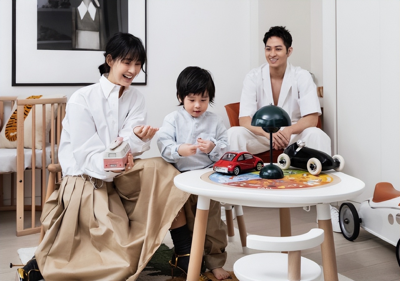 陈燃预产期将至，晒B超照曝二胎是男孩，提前公布宝宝性别惹争议