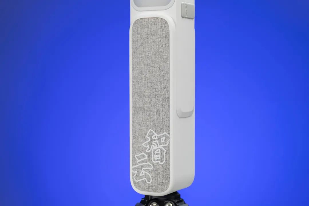 智云WEEBILL 3稳定器测评：稳定、省力、拾音、补光