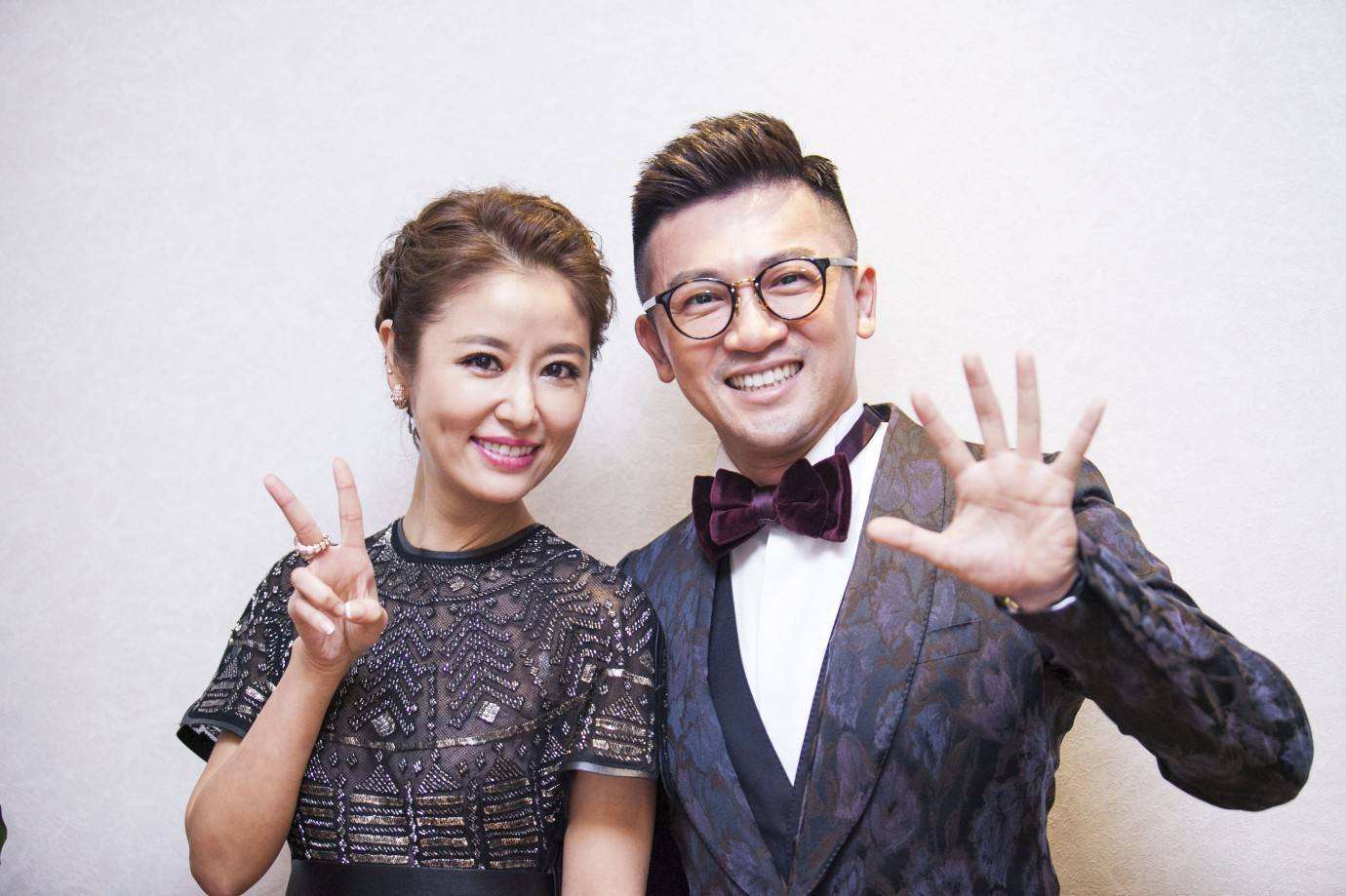 苏有朋一生难以弥补的遗憾：父母没如愿复合，还耽误了自己的人生