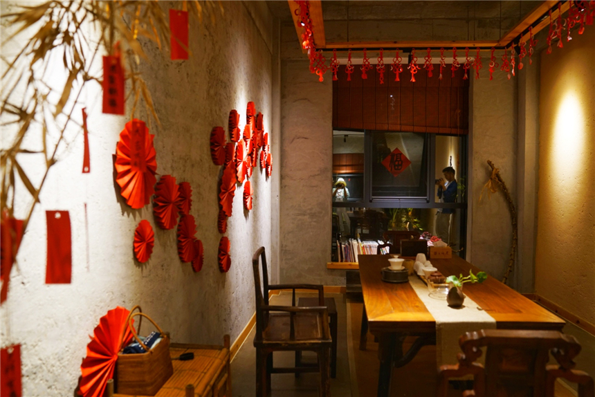 自驾海南，探寻雨林秘境，黎族村落到茶园深处，4天3晚游玩全攻略
