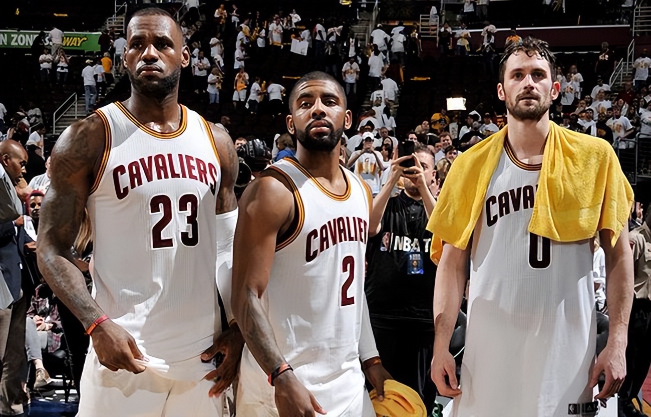 nba有哪些队获得过总冠军（库里、汤普森、格林又拿一冠，NBA哪组三巨头拿到的总冠军最多？）