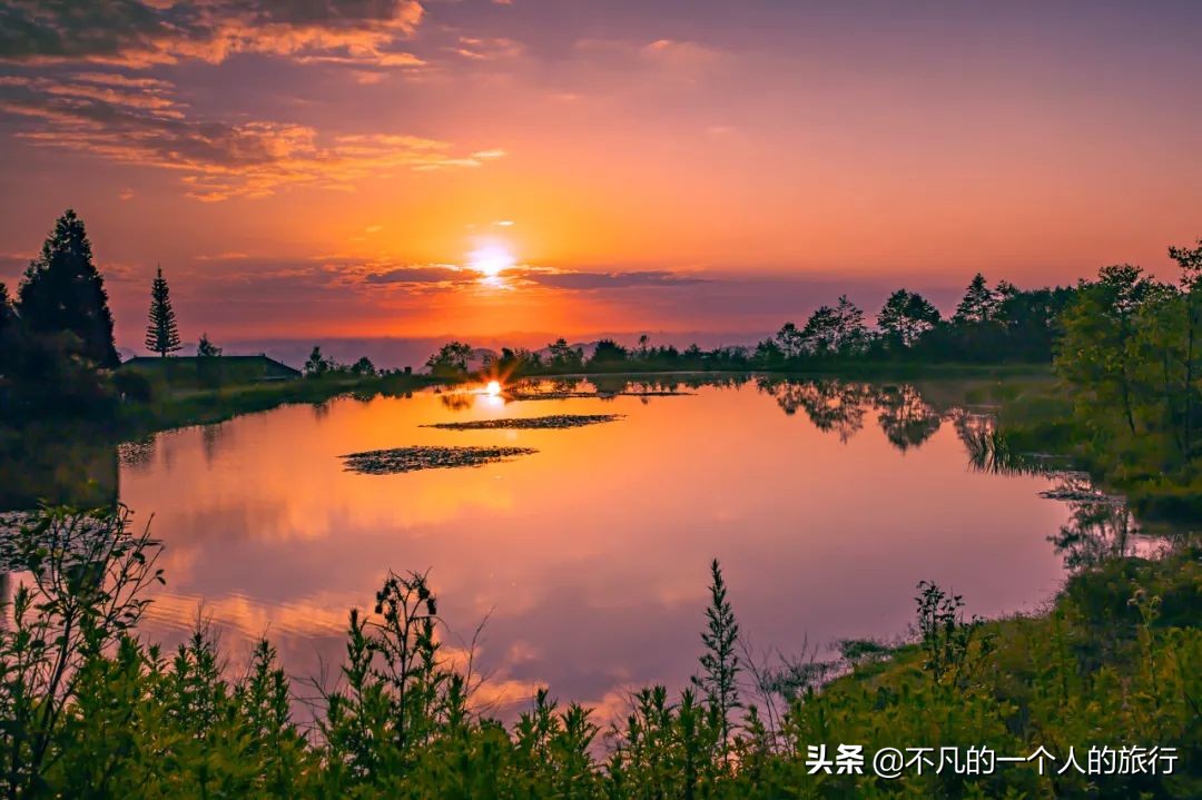 它是中国唯一凉都，空调都是摆设，超过30度有警报