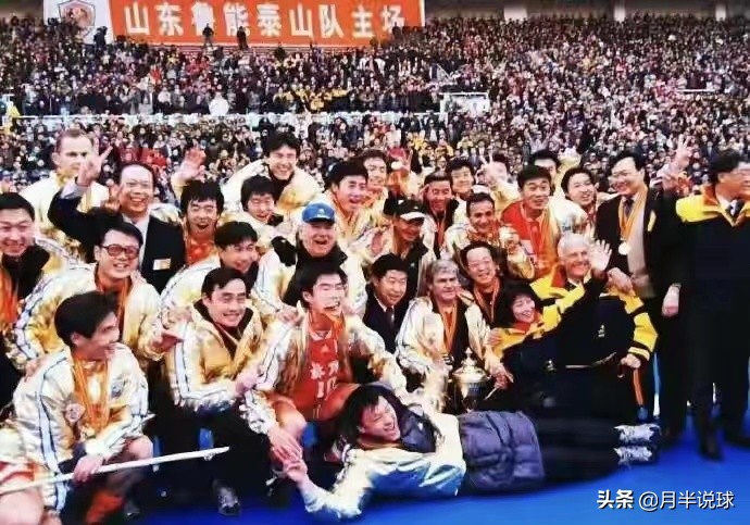 中超為什么沒有人看（中超聯賽為何沒有外國門將的身影？只因為二十年前的薩沙實在太強）