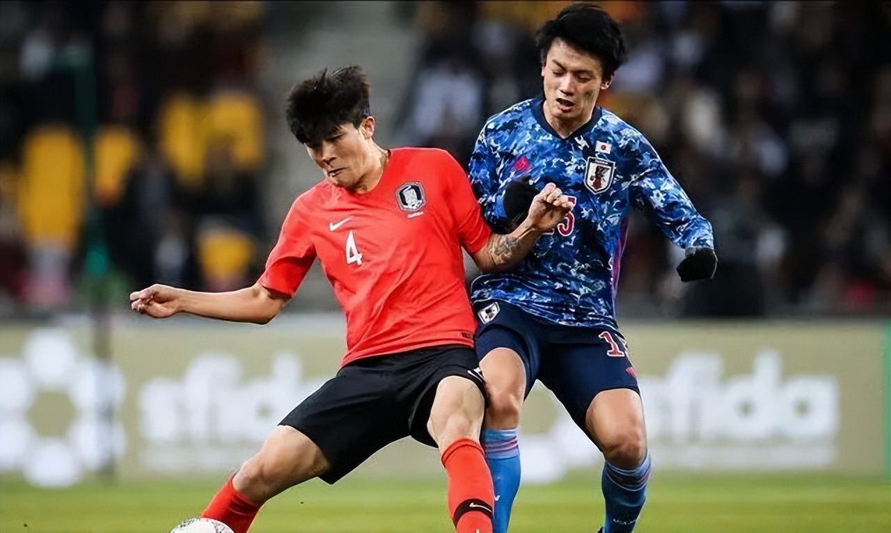 国足和韩国、日本足球队的差距有多大，差距到底在哪里？