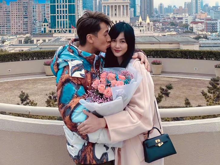 长着一张风流倜傥的脸，却从不沾花惹草，这8位男明星太宝贵了