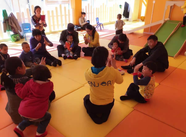 一年花5万多上早教班，对孩子有用吗？大多数家长并不清楚答案