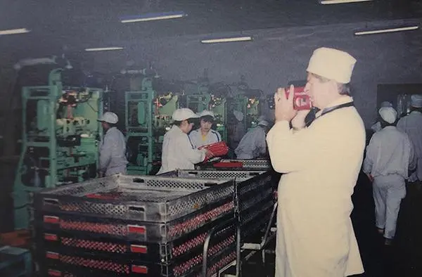 2015年，江苏女工意外收到1530万元的转账，来自15年前收养的孤儿