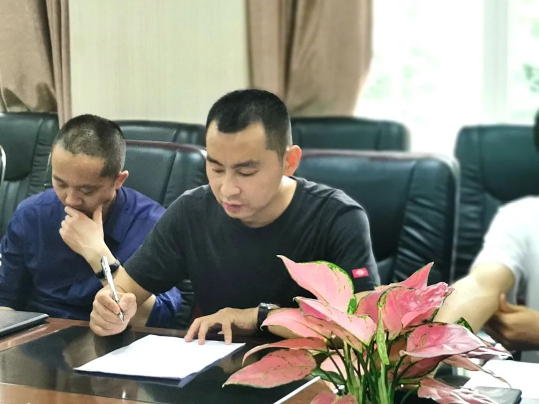双流特教校运动与保健教研组开展专题教研活动为全国特奥日做准备