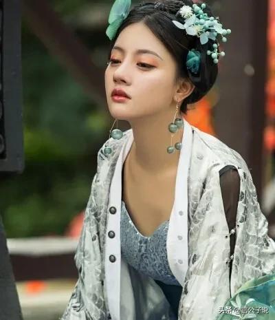 七位“惊鸿一瞥”的90后小花，个个有颜值有演技，却还是十八线