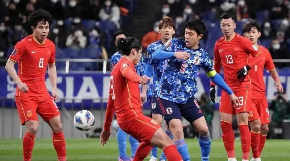同样是亚洲人日本韩国足球那么好(都是同一块土壤，为何中国女足可以崛起，偏偏中国男足就不行)