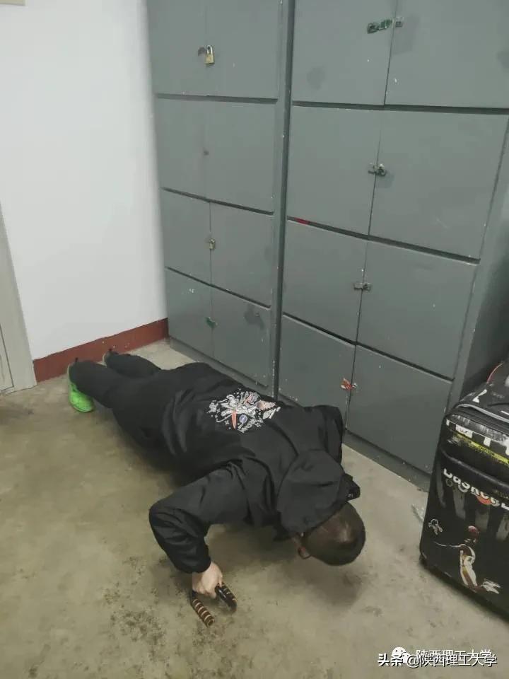 宅宿抗疫丨看理工学子花式宿舍生活