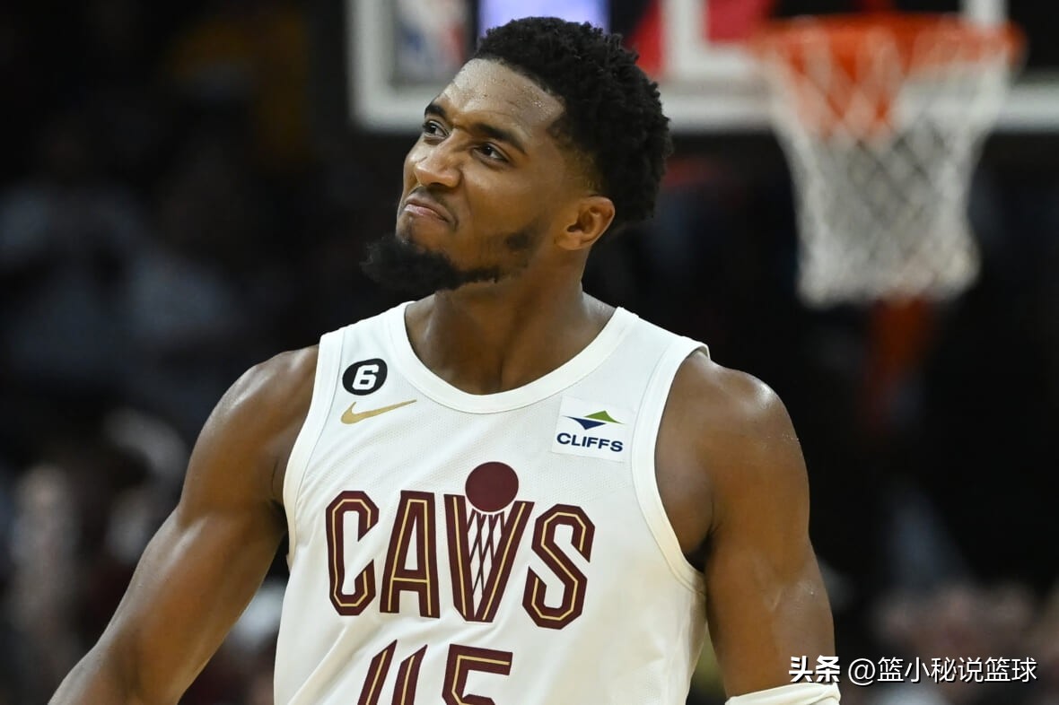 求NBA所有球队的最新实力排名(NBA新赛季开赛以来的球队实力排行榜前10：雄鹿开局连胜排名第一)