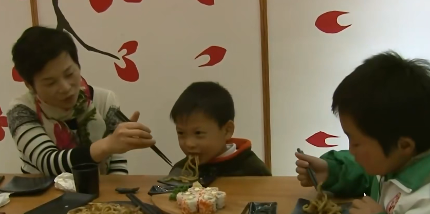 《变形计》史上最清醒的小姑娘，看透节目组套路，戳穿同学小心思