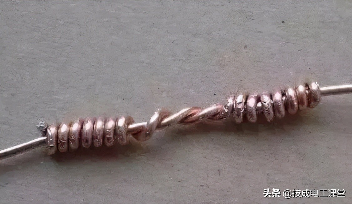 别再被骗了！这才是正规的电线接头解法