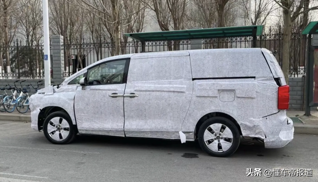 新车 | 红旗、WEY、比亚迪领衔，20万起售，盘点6款自主品牌MPV