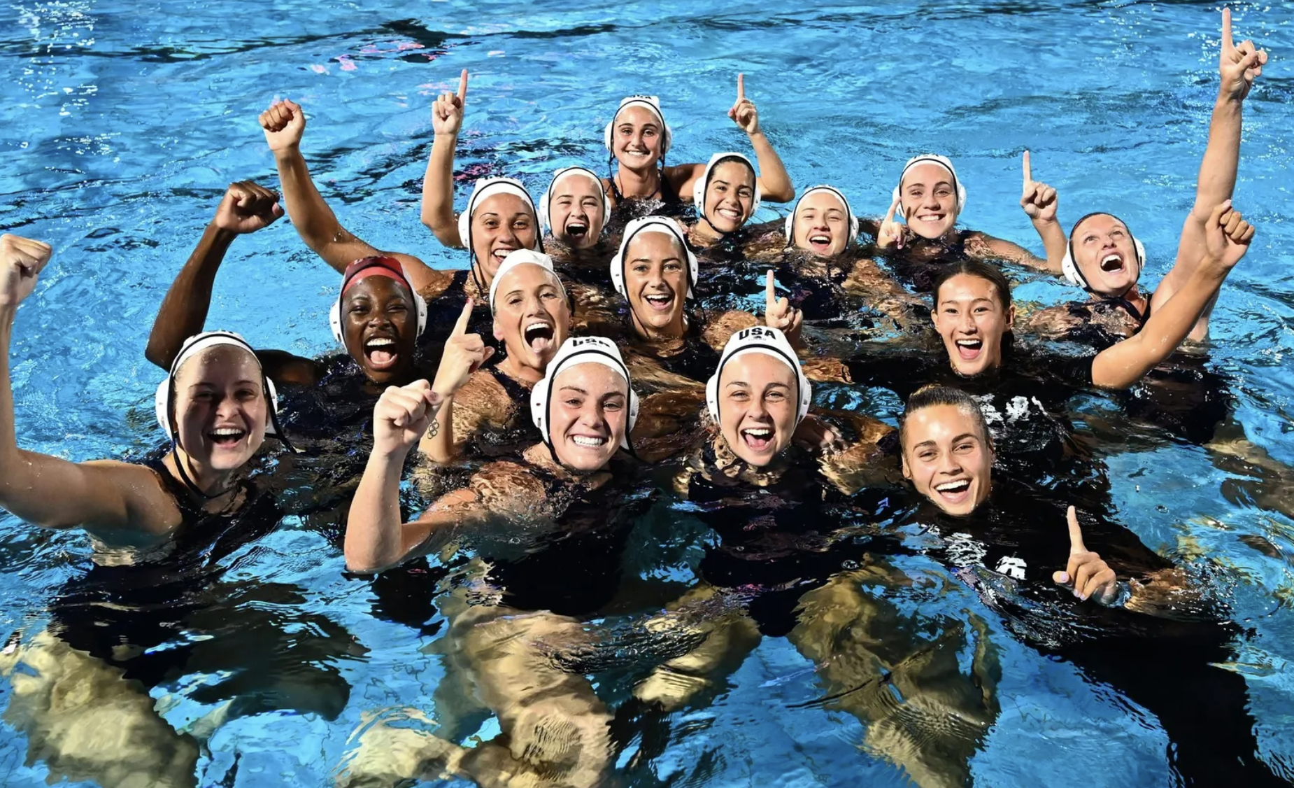 女子九球世锦赛直播(9-7匈牙利，美国女子水球夺冠：世锦赛4连冠，堪比梦之队)
