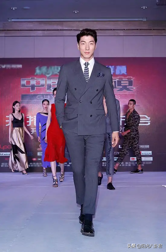 长相不行身高凑，这6位明星如果不是长得够高，可能个个是路人