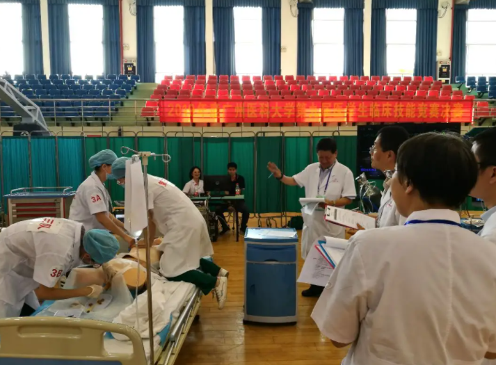 北大医学部无缘榜首，医学类高校排名更新，北京协和排名惹争议