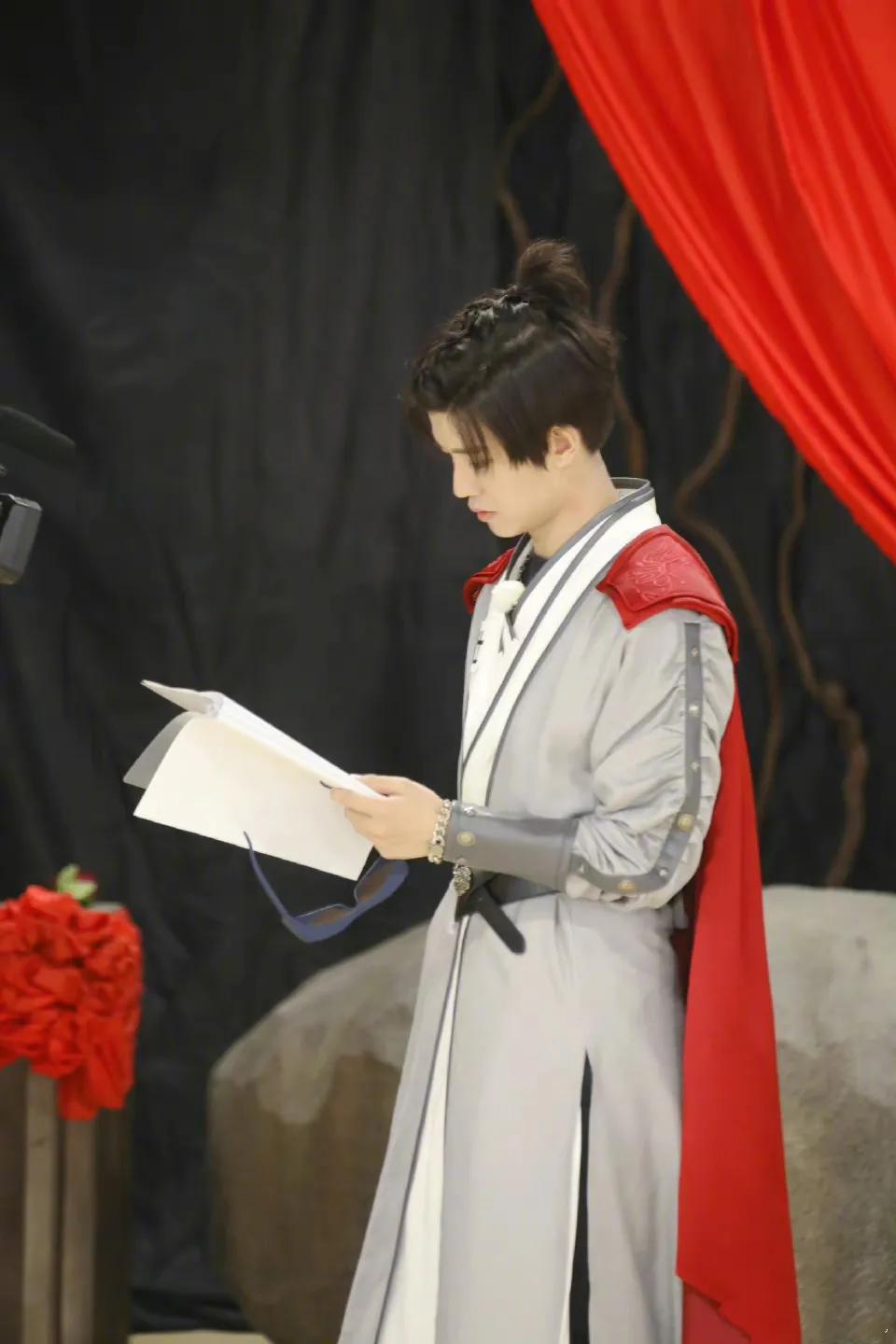 #任嘉伦#嗨放派2，嘉伦变身大壮了