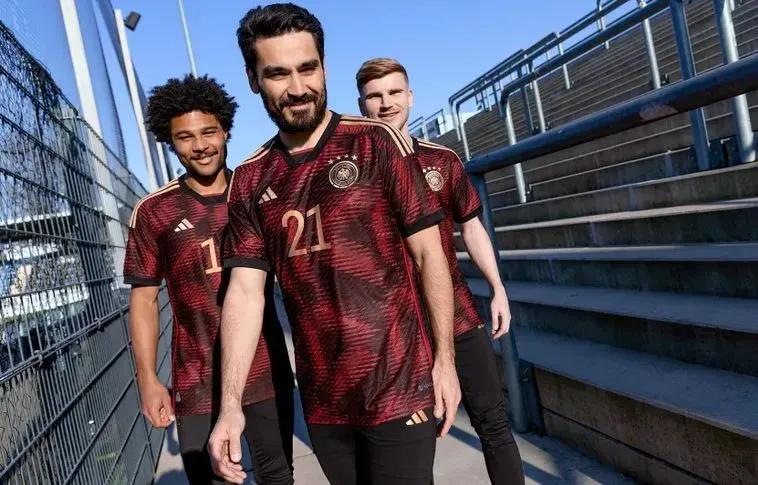 乒乓球世界杯裝備（2022 年卡塔爾世界杯-各參賽國新球衣品鑒匯）