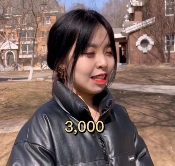 大学生每月生活费等级划分，第一级堪比荒野求生，学生都不敢出门