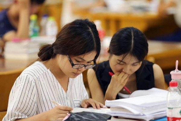 研究生将迎来重磅消息，毕业标准有变化，幸福来得有点太突然