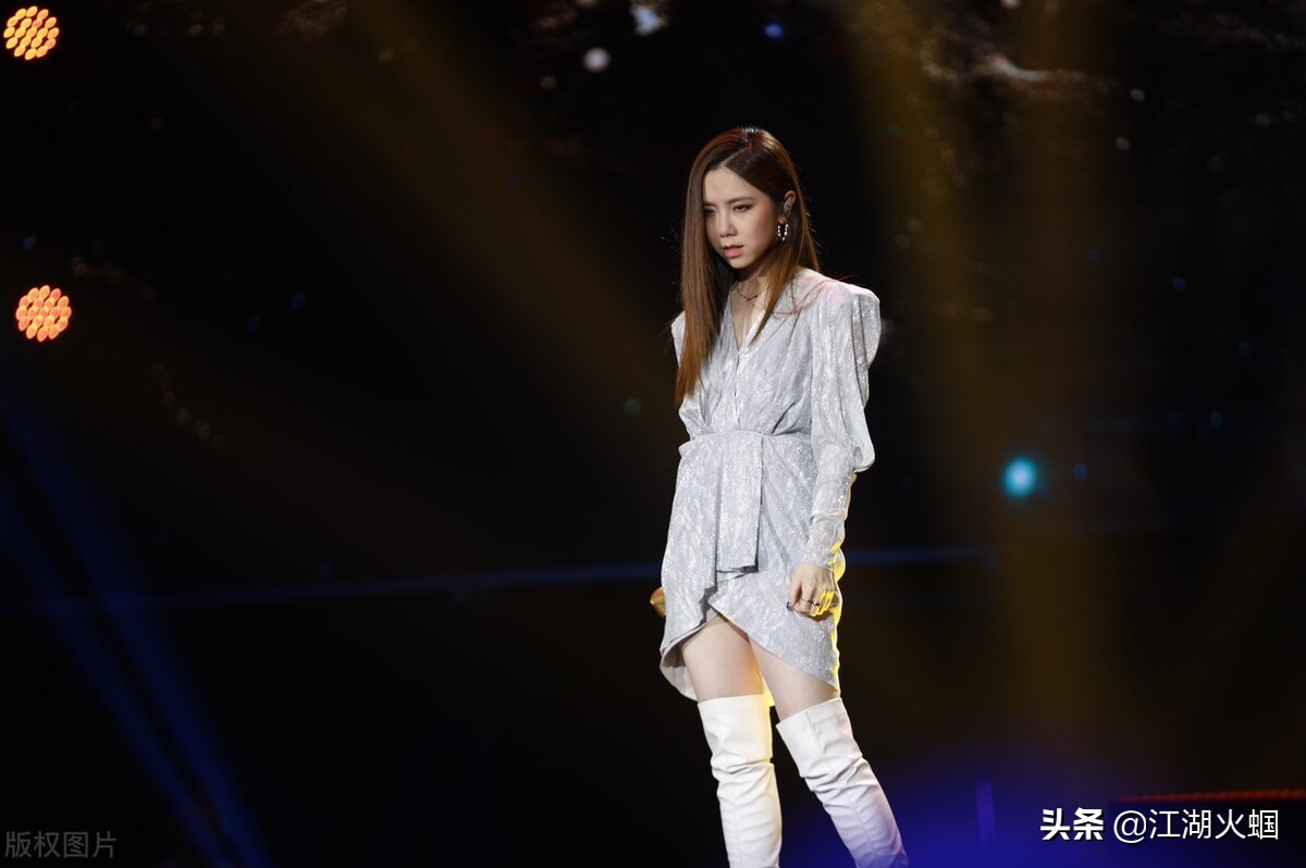 八卦：宋丹丹 江疏影 王一博 邓紫棋 王嘉尔 黄明昊 张翰 王鹤棣 阚清子