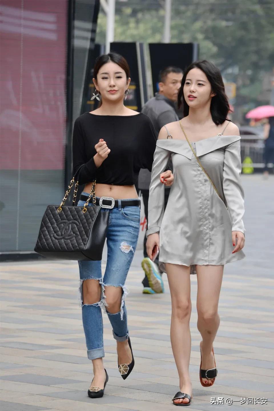 街拍姐妹花逛街
