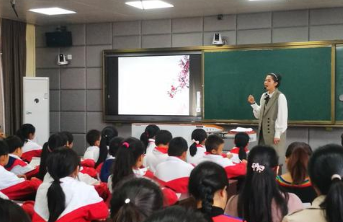 我国顶级高中前20强出炉，人大附中仅排第3，雅礼中学挤进前5