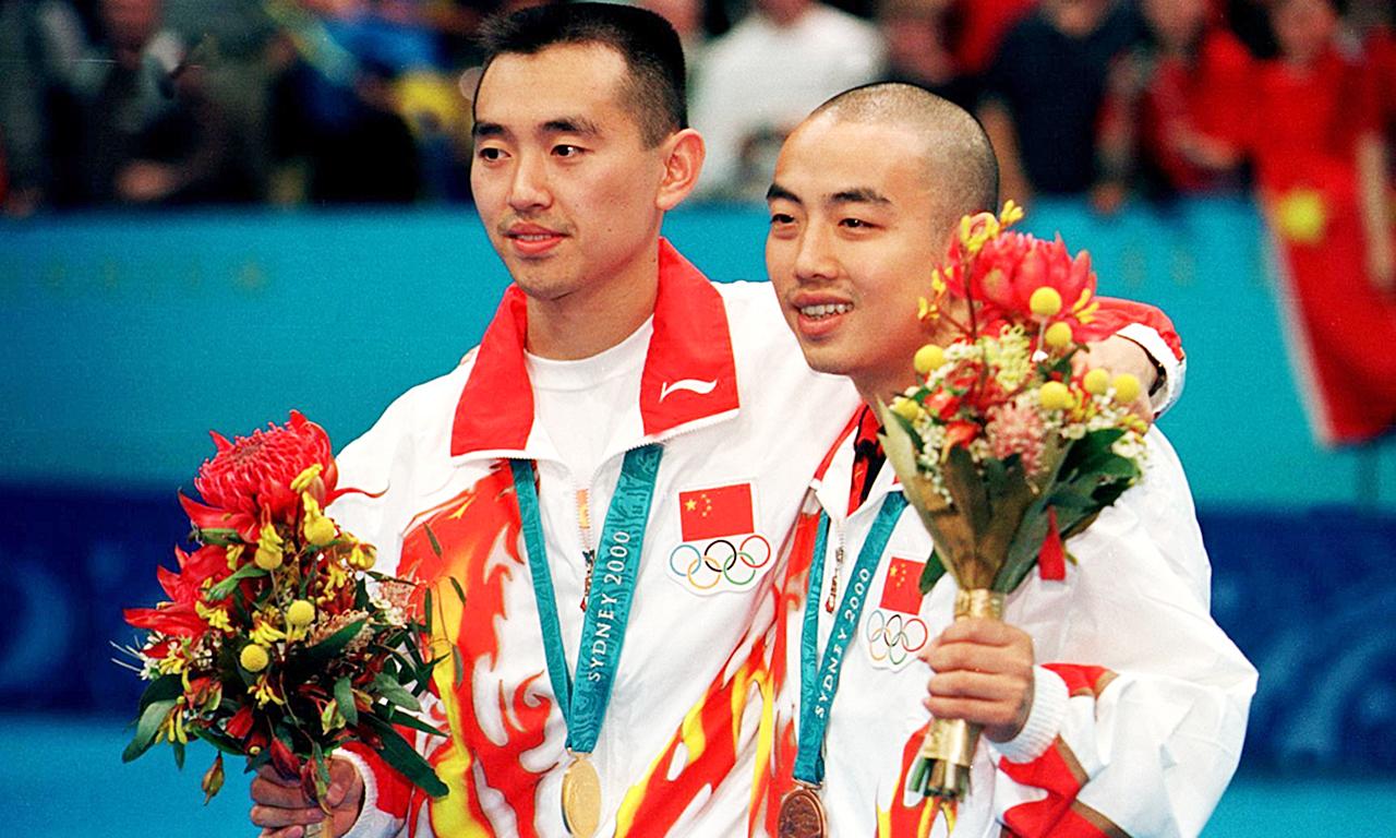 他曾多次打败国乒，13岁参加大赛，却终身无缘世界冠军，认识吗？