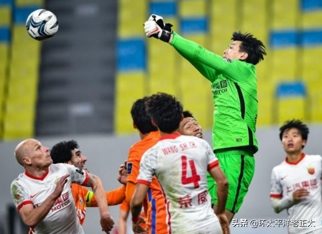 状态是国足门将的重要选择参照（颜骏凌出击不抱球原因揭晓！黄健翔委婉说出球迷心里话，情商太高）-趣拿体育