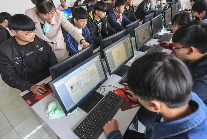 理工科学生，报什么专业有“钱途”，专业“钱景”榜单了解一下