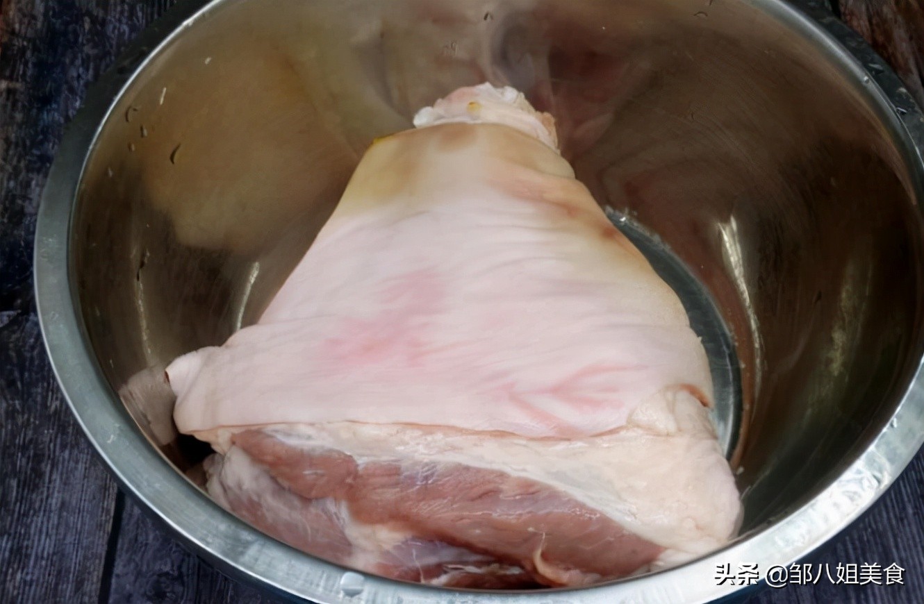 教你做好吃的酱肘花，一上桌人人抢着吃，简单易学，待客用得上