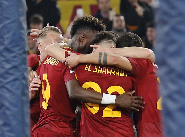 塞维利亚算西甲强队吗（2-0后！西甲劲旅狂欢，或成争冠最大热门，欧联杯没曼联罗马的事）