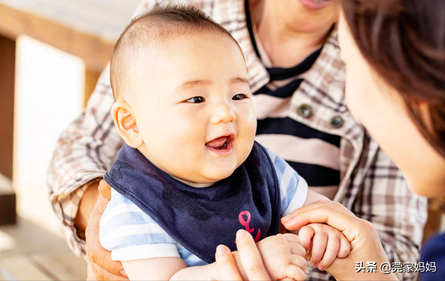 婴儿多长时间会说话（宝宝语言发育迟缓）