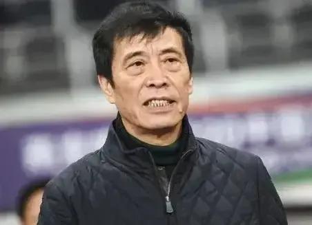 恒大为什么搞足球（中性名是中超联赛衰落罪魁祸首，许家印和恒大有没有靠足球挣钱？）-趣拿体育