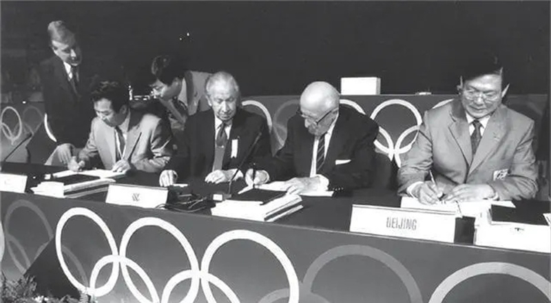 奥运会举办权有哪些人投票（1993年中国申奥以两票之差落败，是谁在使坏？邓小平一语道破玄机）
