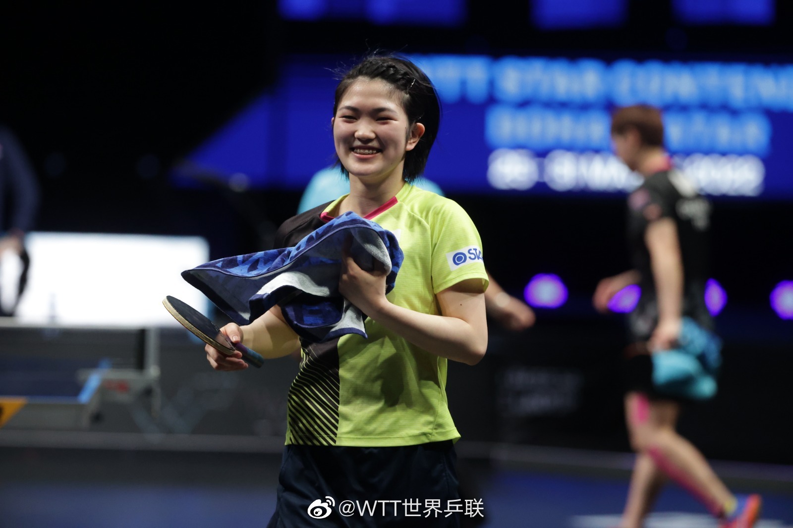 国乒全出局，球迷为华裔女将加油！韩莹打破日本会师女单决赛计划