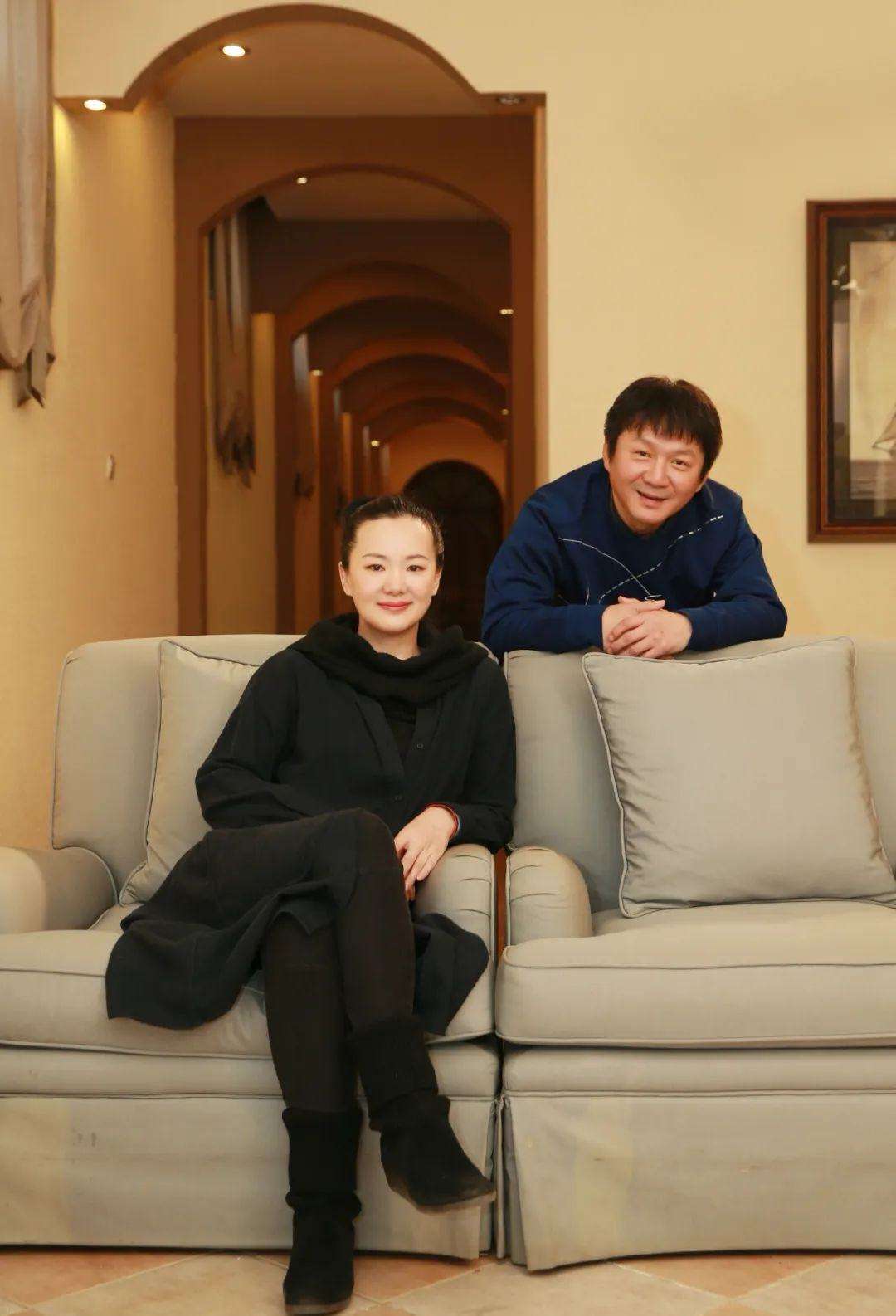 影后咏梅:与栾树相伴近30年,被宠成公主,52岁还没有孩子