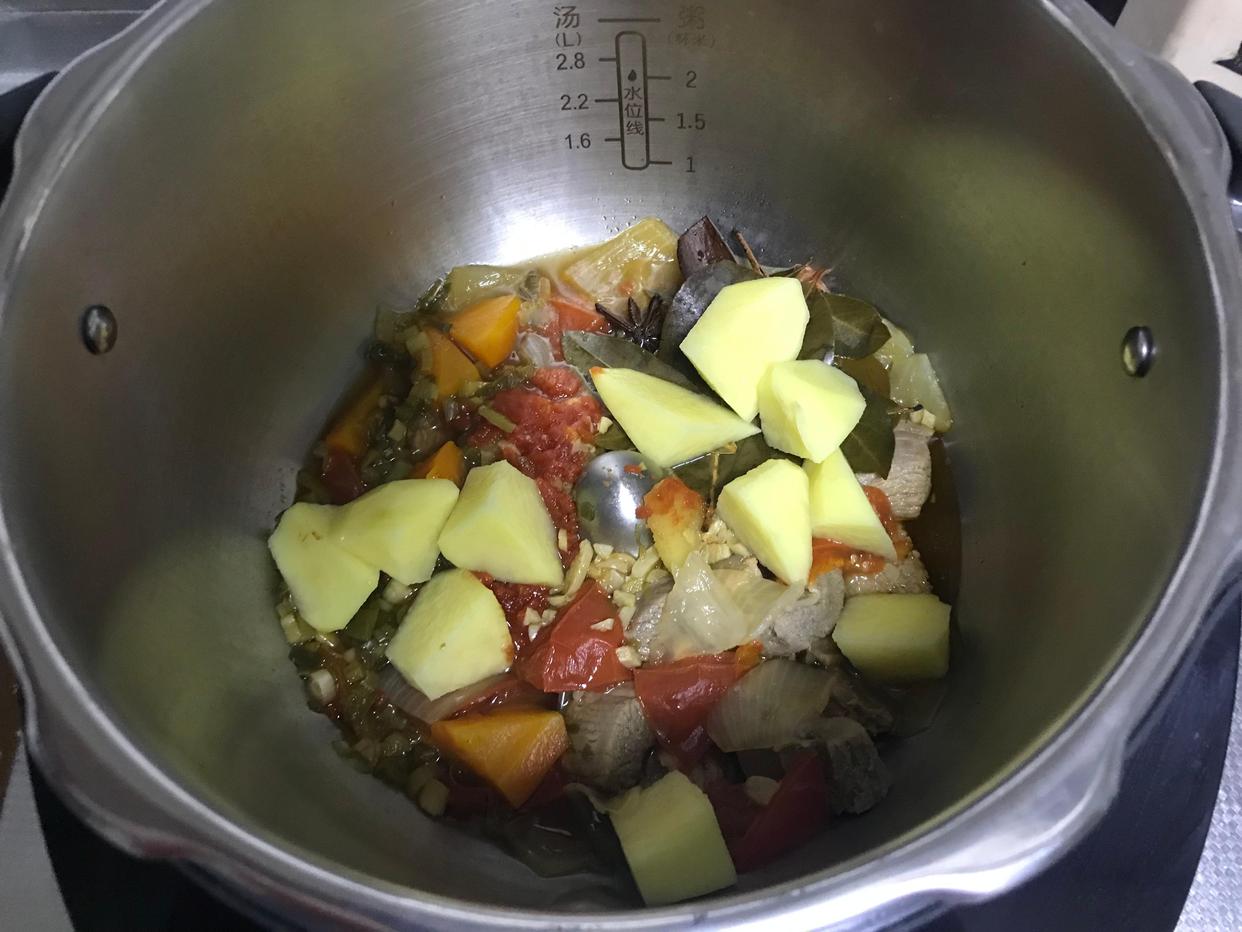 图片[13]-【番茄土豆牛腩】做法步骤图 铁含量极高 强身健体长高个-起舞食谱网