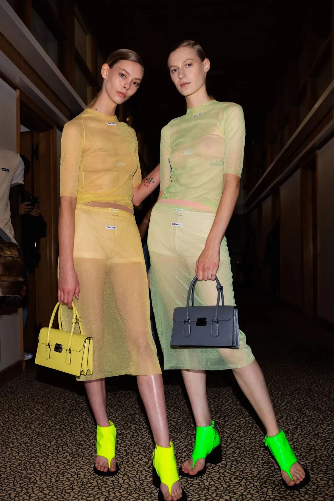 法国巴黎时装透露服装展(巴黎时装周的9天,好像过了半个多世纪)