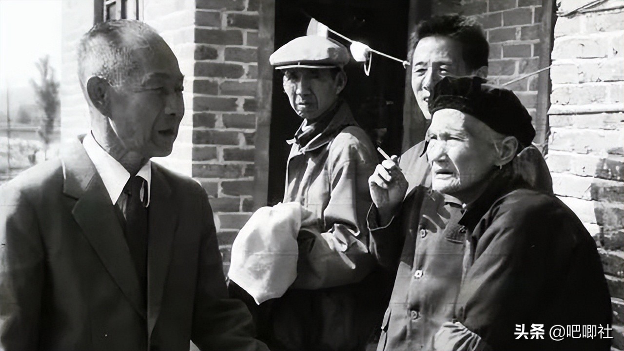裴周玉将军70岁前身体疾病缠身，吃祖传秘方，学气功，活到103岁