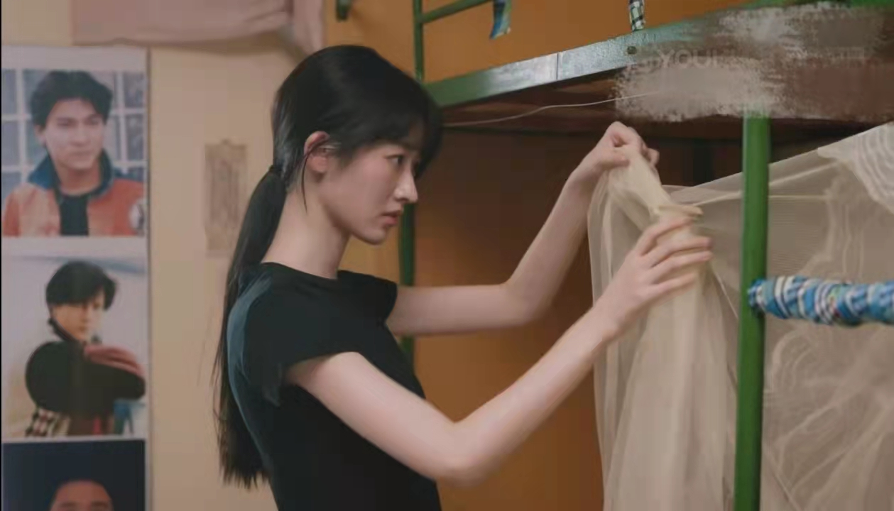 相逢时节：“在酒吧遭诱奸”，陈昕儿悲剧的一生，都源自她的妈妈