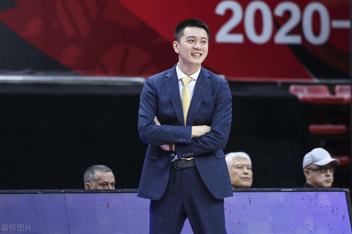 遼籃比賽直播對(duì)上海（CCTV5+直播，19點(diǎn)35遼籃戰(zhàn)上海，郭艾倫或復(fù)出，楊鳴需改變一點(diǎn)）