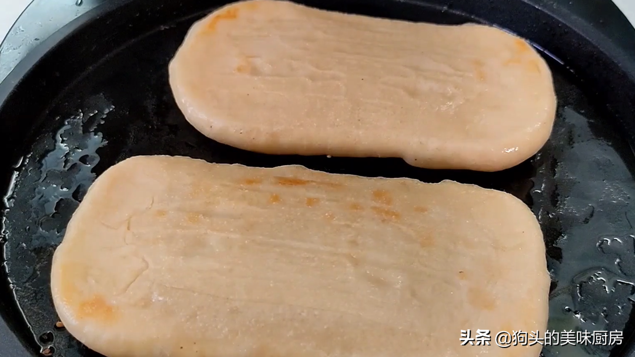 玉米粉怎么做饼（无糖少油的玉米发面饼制作教程）